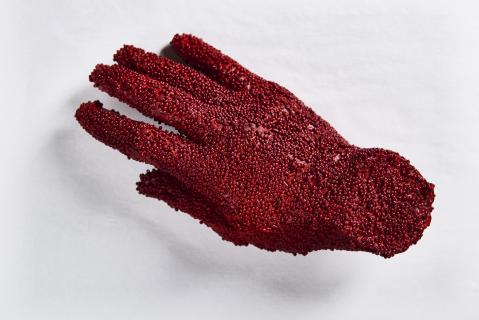 Annabelle Hyvrier 'Artist hand', 2017, plaster, red beads, paint, l: 21 cm, L: 11cm