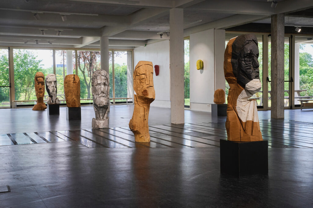 Vue d'ensemble exposition 'Des formes et du sacré'